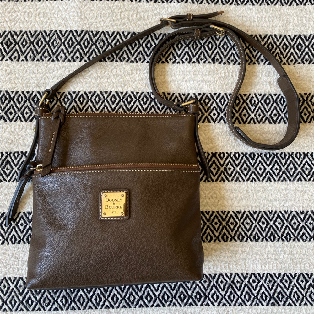 Dooney & Bourke Brown Pebble Grain Letter Carrier Crossbody Bag